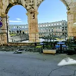 G1 Pula Center Colosseum Apartment